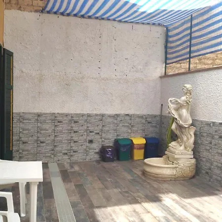 Casa Via Pordenone Διαμέρισμα *